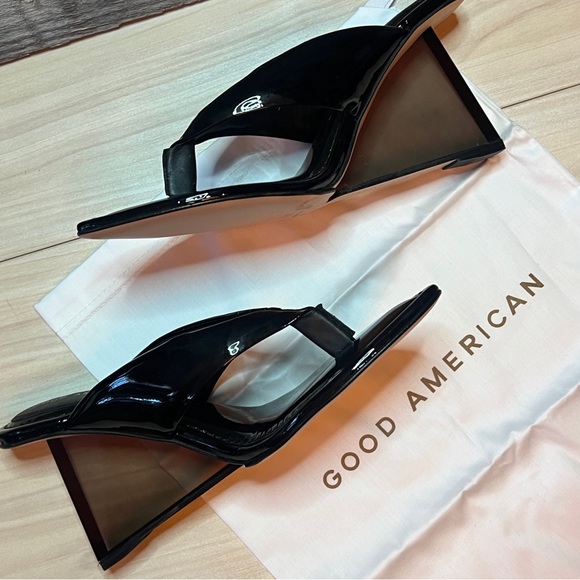 GOOD AMERICAN CINDER F*UCKING RELLA CLEAR WEDGE SANDAL BLACK PATENT LEATHER NWOB - Picture 10 of 15